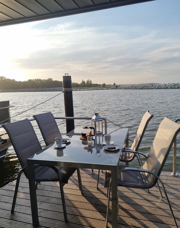 Hausboot Fjord Baltica Mit Dachterrasse In Barth酒店 外观 照片