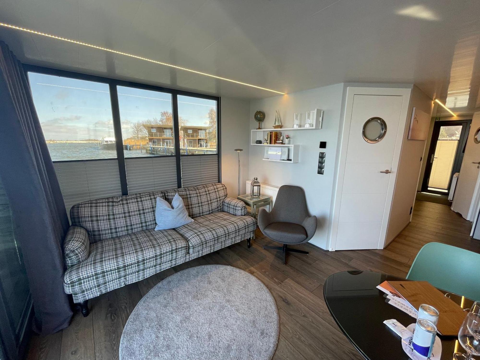 Hausboot Fjord Baltica Mit Dachterrasse In Barth酒店 外观 照片