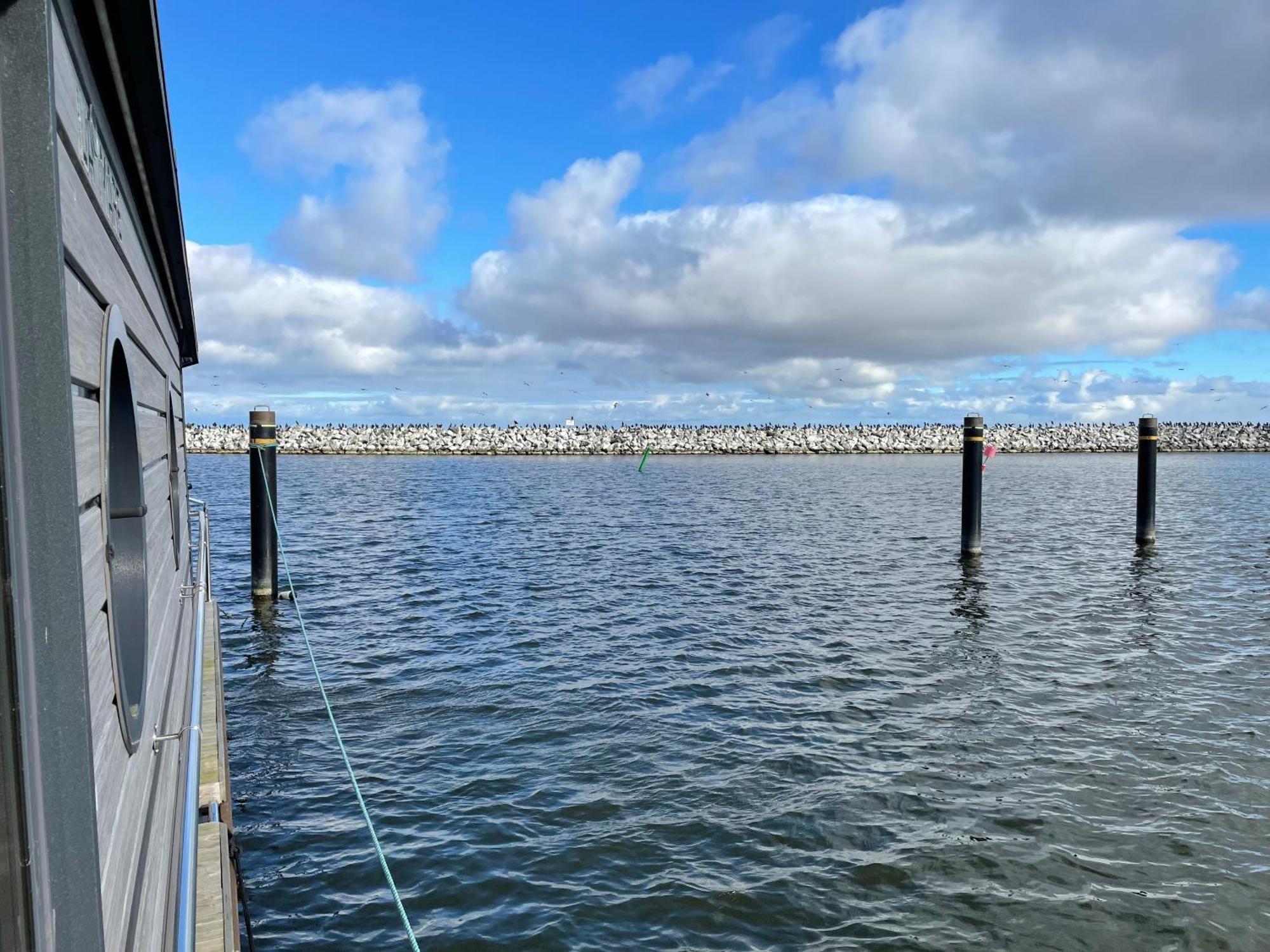 Hausboot Fjord Baltica Mit Dachterrasse In Barth酒店 外观 照片