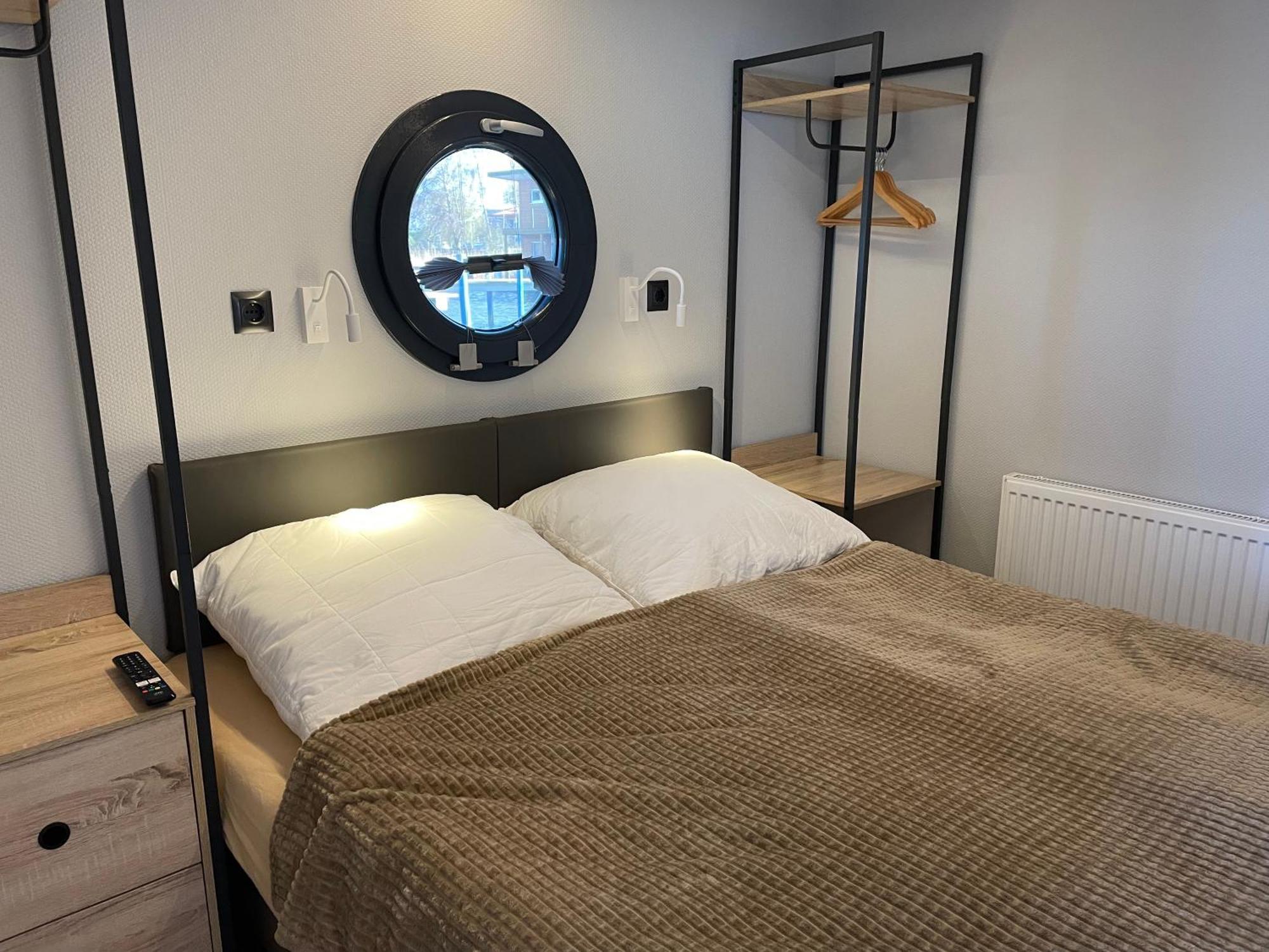 Hausboot Fjord Baltica Mit Dachterrasse In Barth酒店 外观 照片